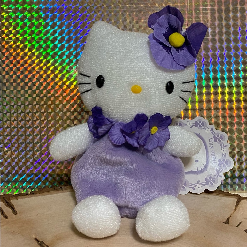 NWT. Sanrio Hello Kitty Beanie Baby Plush.